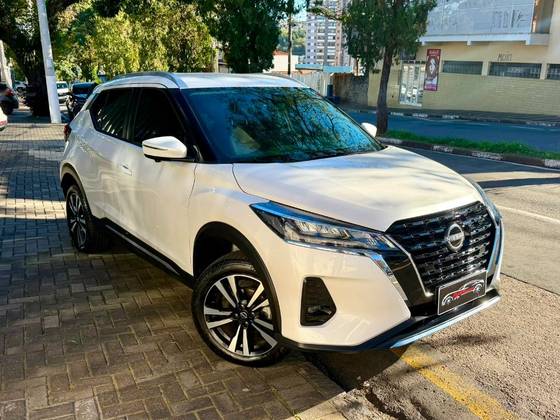 NISSAN KICKS 1.6 16V FLEXSTART EXCLUSIVE XTRONIC NISSAN KICKS 1.6 16V FLEXSTART EXCLUSIVE XTRONIC